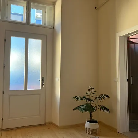 Loft Exit Centre - 2 New ノヴィ・サド