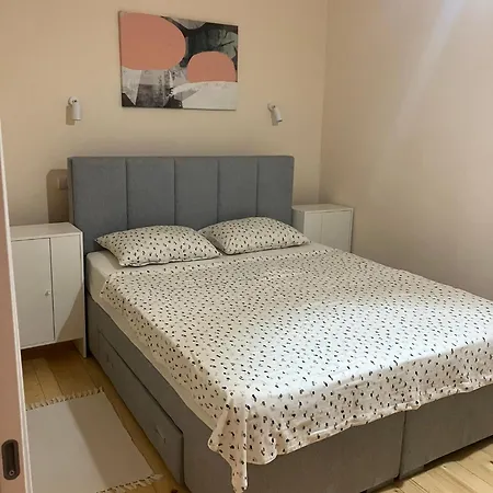 Loft Exit Centre - 2 New Apartmán *